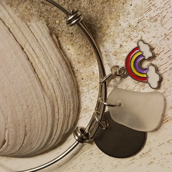 Handmade stainless Steel Adjustible Seaglass Rainbow Beach Charm Bracelet.. - Picture 3 of 4